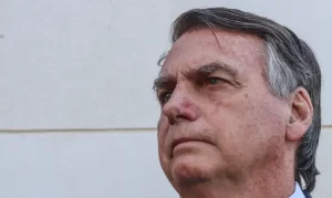 PF indicia Bolsonaro e mais 36 por tentativa de golpe de Estado